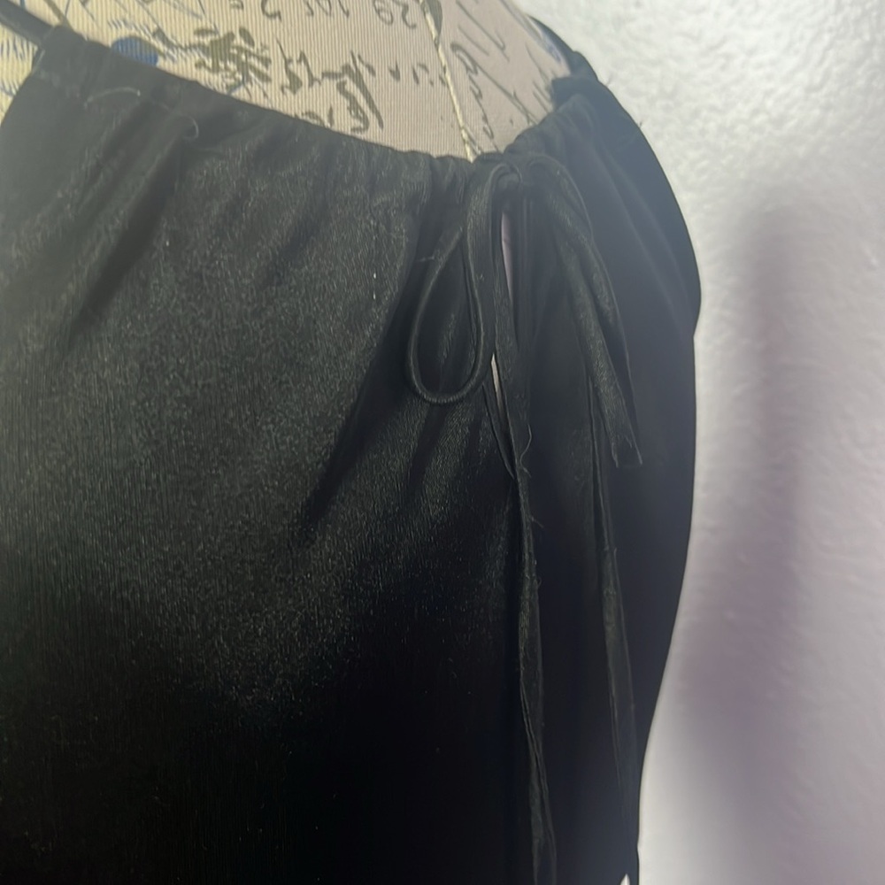 Little Black Dress - Picture 5 of 6